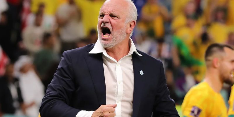 Tài cầm quân của Graham Arnold