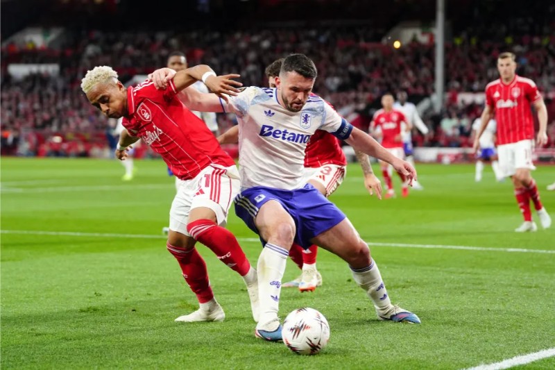Aston Villa khó đánh bại được Nottingham Forest