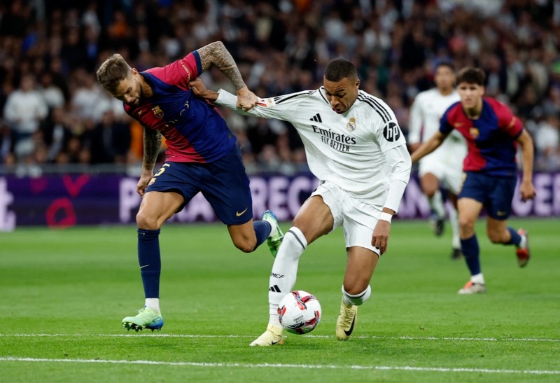 Barcelona đủ sức đánh bại Real Madrid